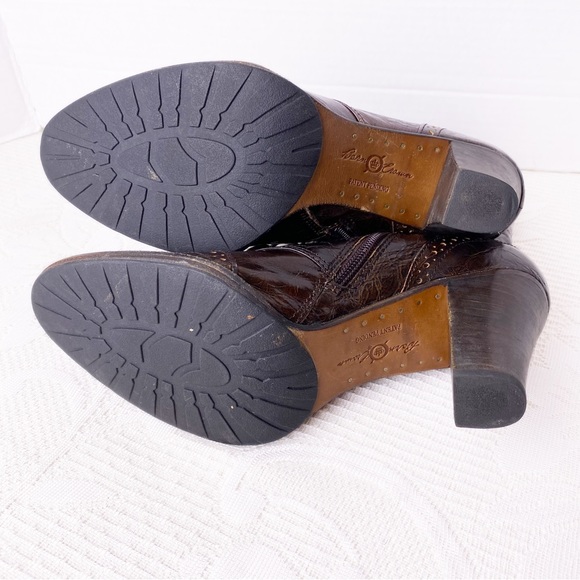 Born Crown Cranford Leather Ankle Boots 8 M Brown Wingtip Lace Up Boots - Picture 9 of 11